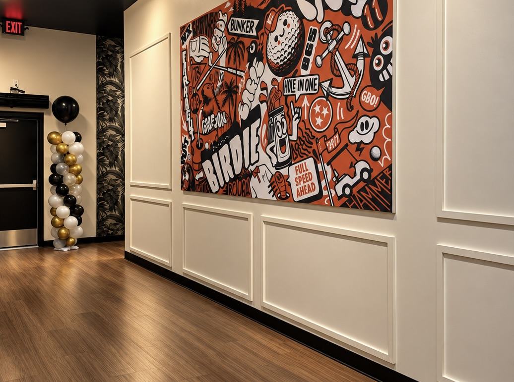 The club hallway with the Farragut mural on the wall